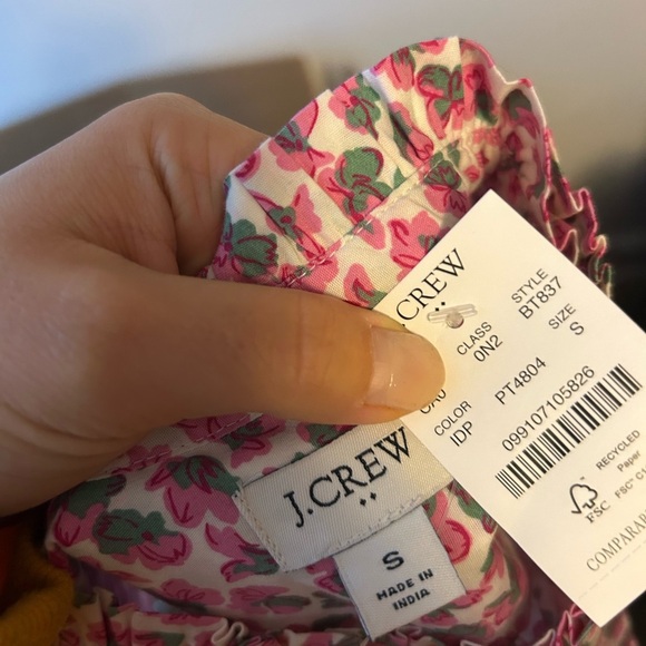 NWT J.Crew Floral Button Ruffle Neck Top - Picture 3 of 5